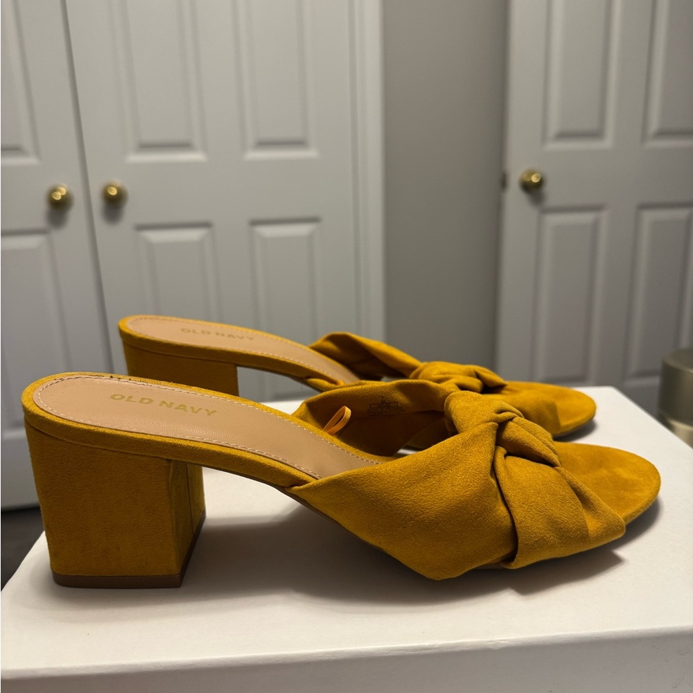 Old Navy Mustard Block Heel Sandals